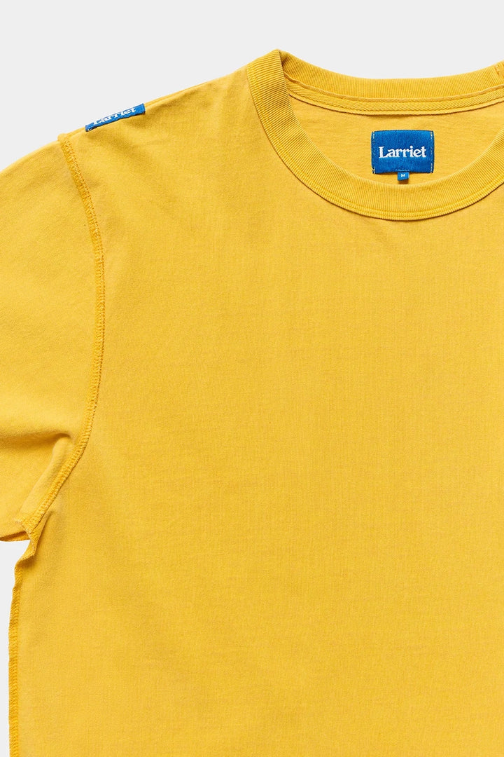Larriet - Blind Tee - Gold