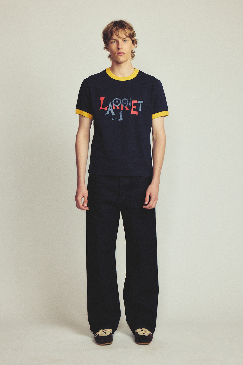 Larriet - No.1 Tee - Navy