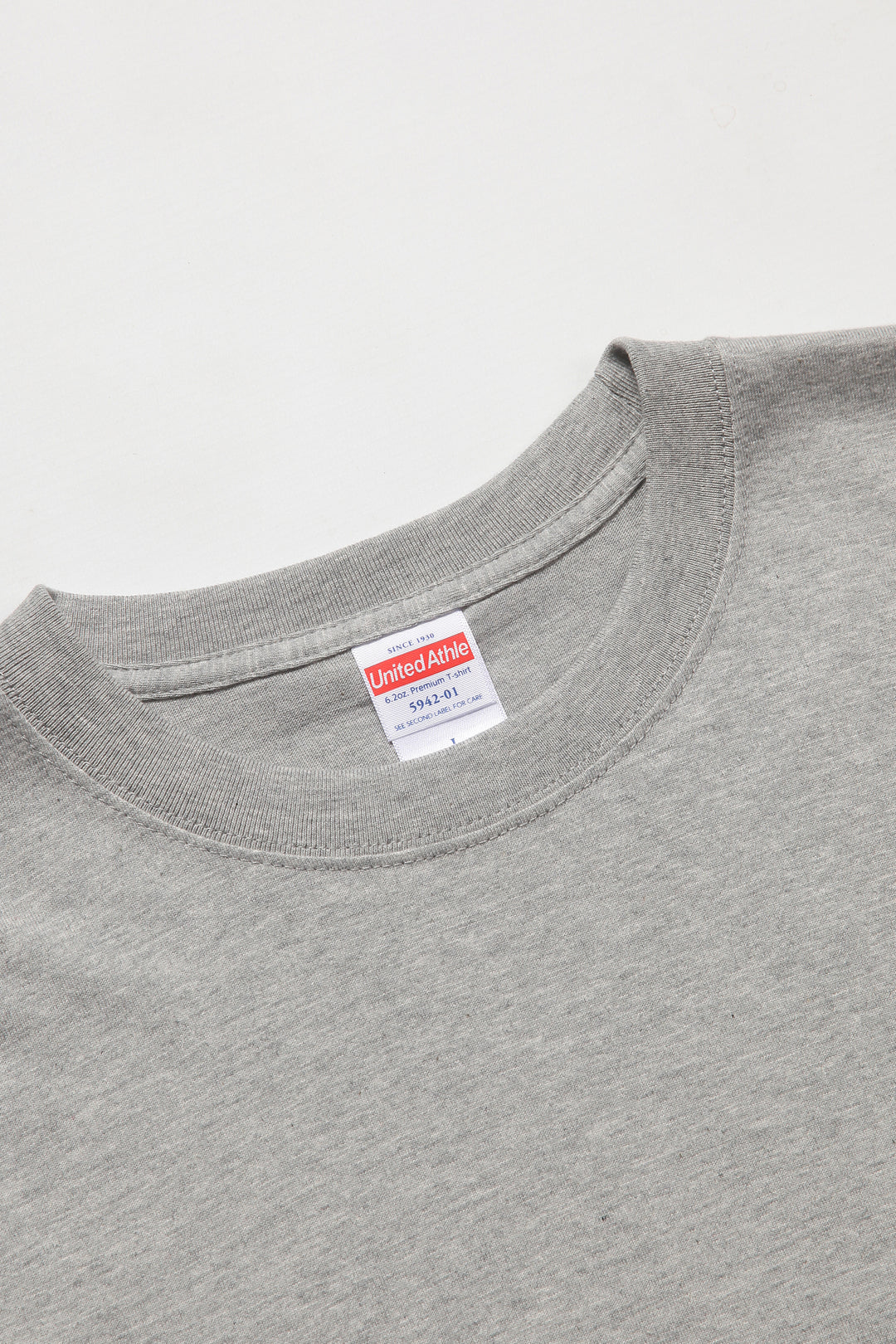 United Athle - 5942 6.2oz Premium T-Shirt - Grey