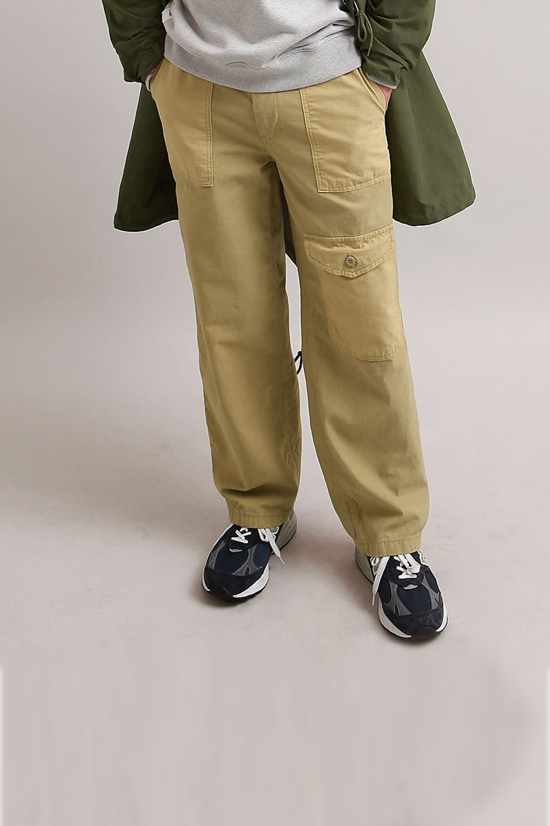 Outstanding & Co. - Fatigue Pocket Pants - Tan